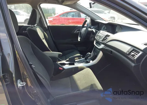 2013 Honda Accord Lx z USA, uszkodzony, nr VIN 1HGCR2F33DA014363